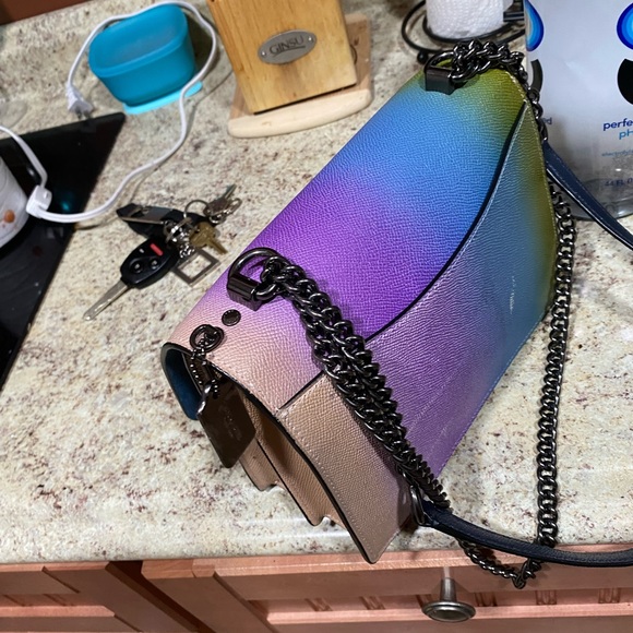 Coach - Picture 4 of 4